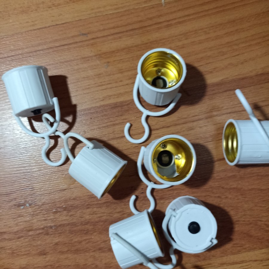 Fitting Lampu Emergency / Magic isi baterai