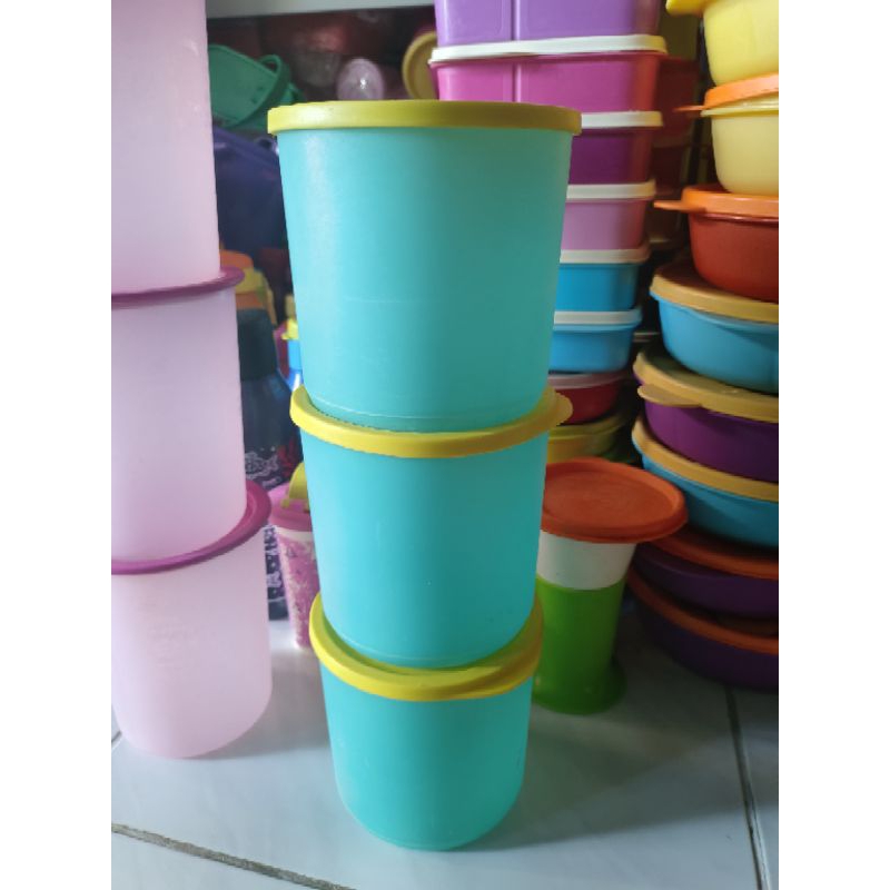 toples second tupperware/preloved