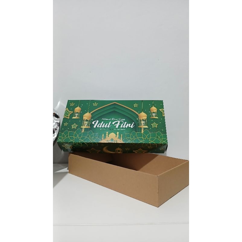 

Kotak/box dus hampers kue idul fitri hijau