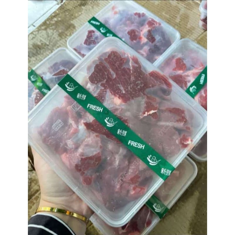 

Daging Rendang 1kg Fresh / Daging Fresh Kemasan Mika 1kg