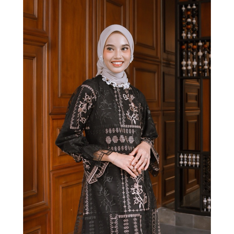 Hellen Charcoal Abinaya Butik