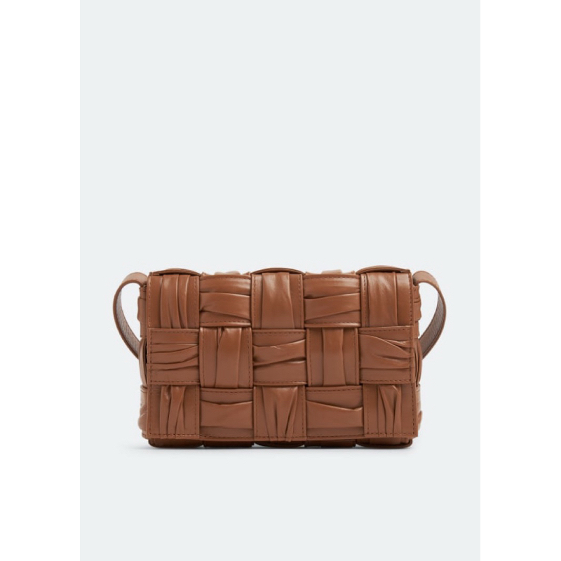 ( NEW ) BOTTEGA VENETA CASSETTE BAG IN BROWN FREE BOX MINUS EMBOSS DI DALAM KURANG TIMBUL