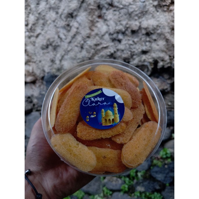 

KUEH KERING LIDAH KUCING PREMIUM SPESIAL HARI RAYA IDUL FITRI 2025 UKURAN 500 GRAM