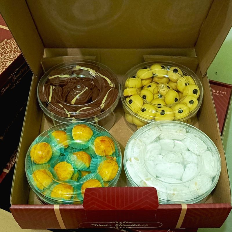 

Cookies Paket Abu-Abu Reguler Isi 4 Toples (Baca Deskripsi)
