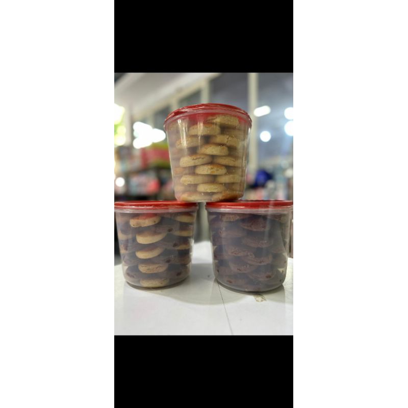 

kue kacang/letter kacang