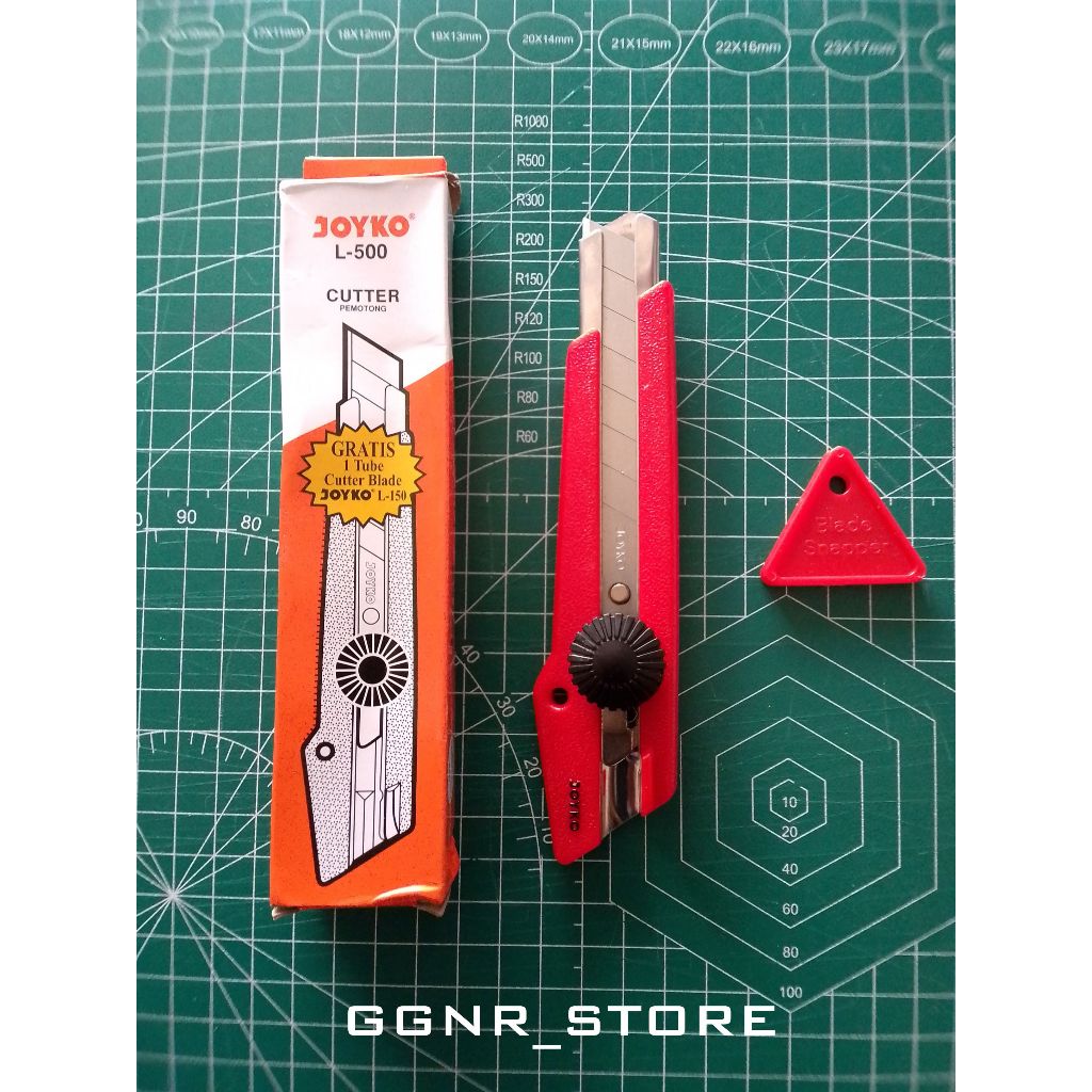 

Cutter Joyko L500 / Cutter Besar / Kuat / Tajam