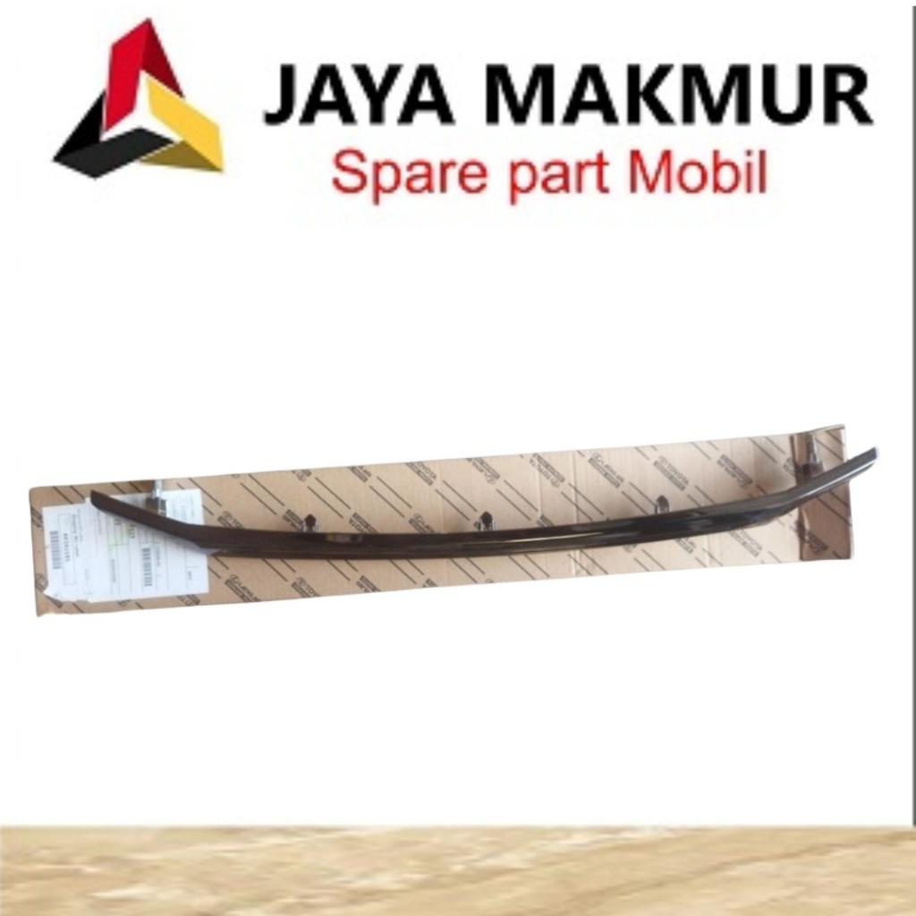 LIST GRILL NO 3 TOYOTA RUSH 2017 UP (G)