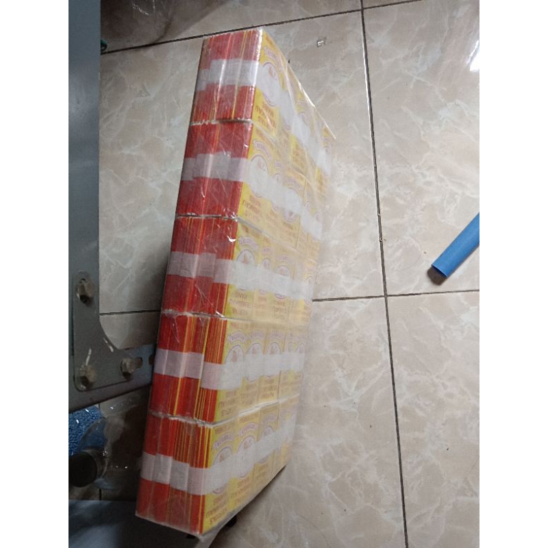 

buku kertas kuning 1 bal