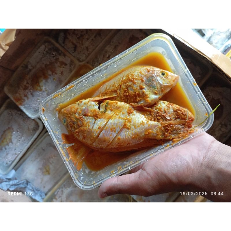 

Nila Marinasi Box