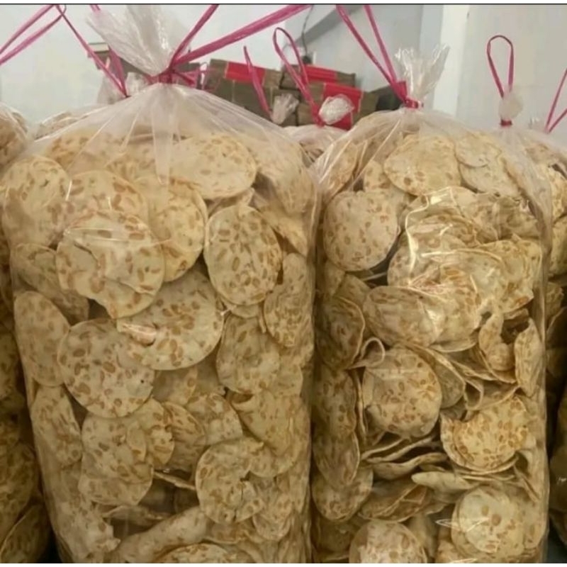 

tempe kripik sagu kualitas kriyuk gurih + peckng kardus
