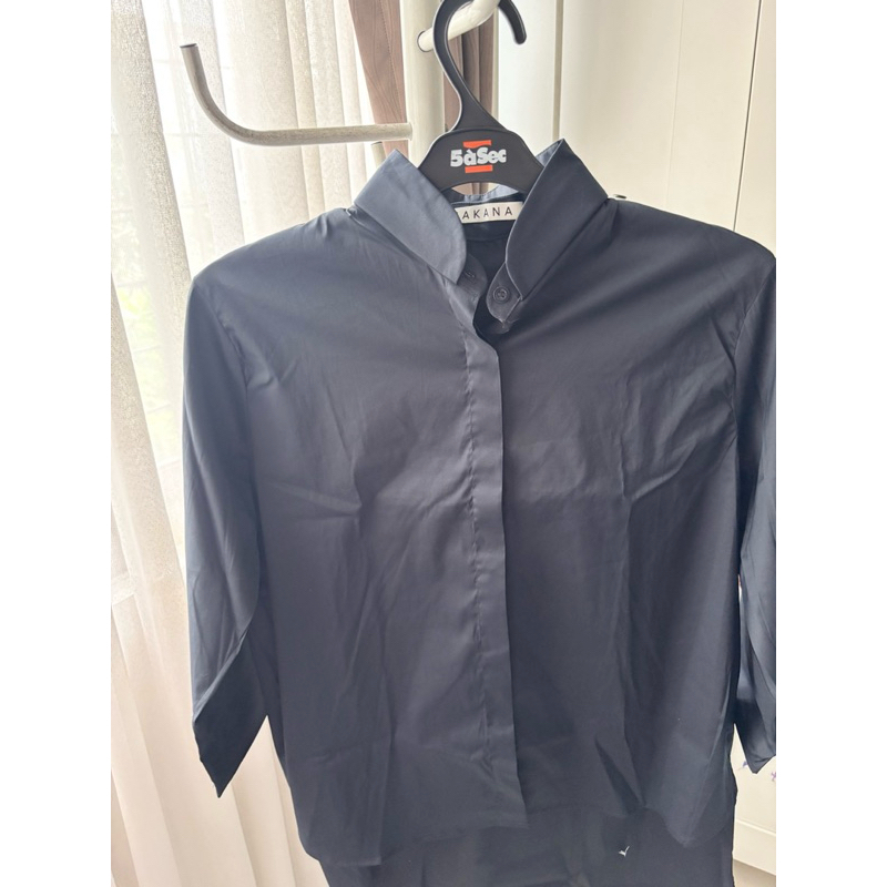 Hakana shirt (never been wear)