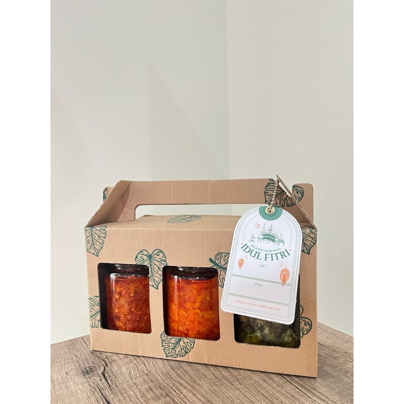 

Hampers isi 3 Jar Bumbu Sambal 200gr per item mix hampers lebaran idul fitri