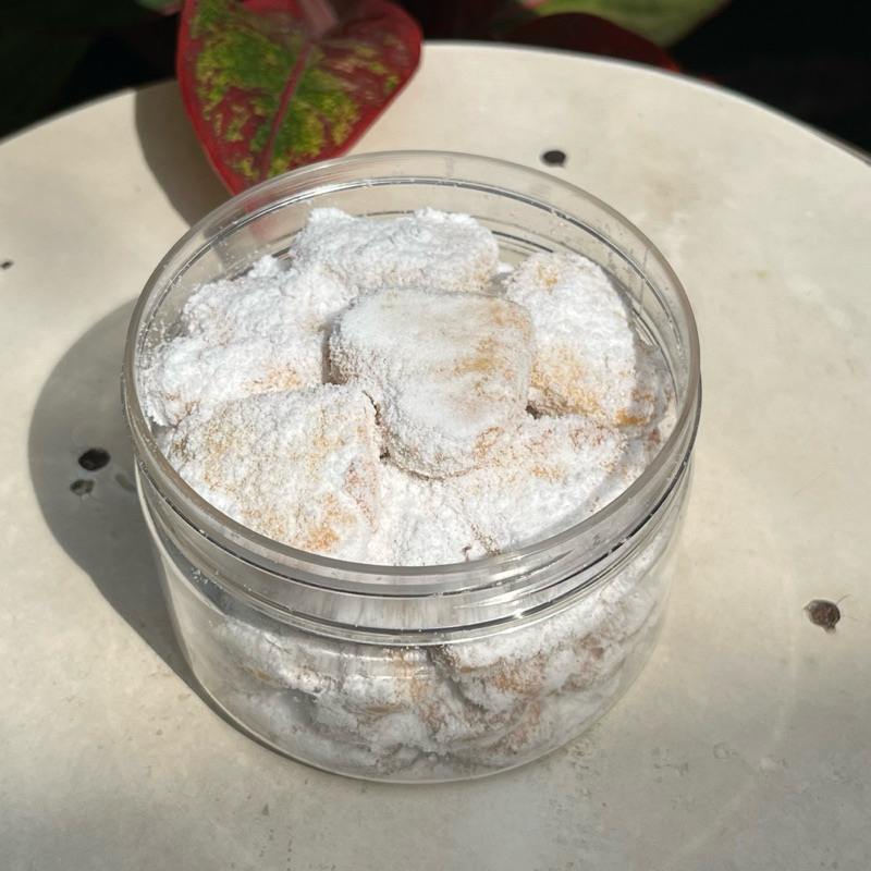 

Kue Putri Salju