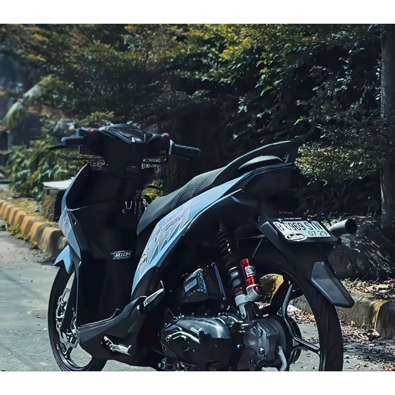 Kaca Lampu Belakang mika lampu belakang Beat Fi 2013