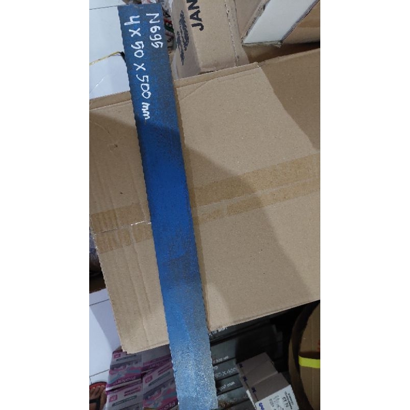 Plat baja bohler n695 4x50x500 mm tebal 4mm untuk golok pisau