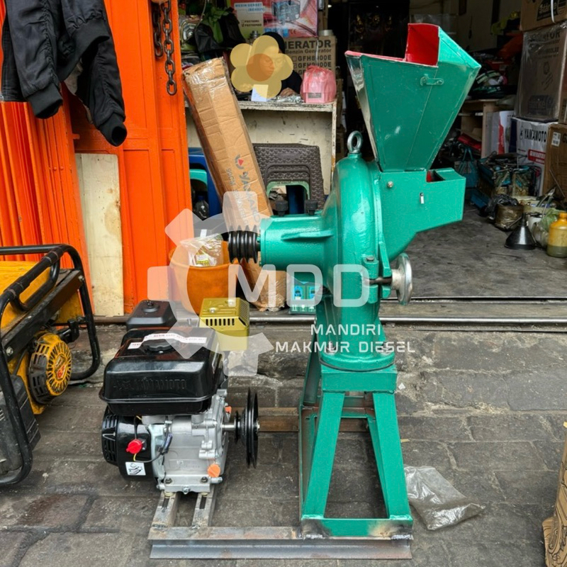 MESIN GILING TEPUNG FFC 23 + MESIN PENGGERAK BENSIN 8,5 HP