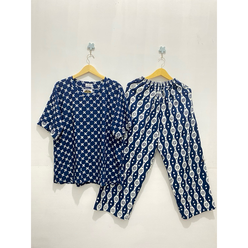 SETELAN LUZA JUMBO Baju Tidur T. Pendek  Celana Panjang by Batik TULIP Pekalongan