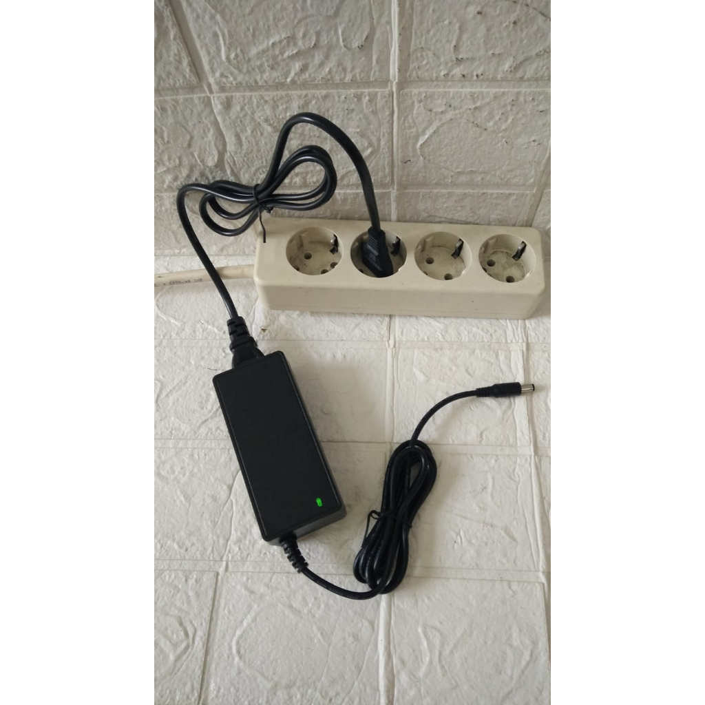 AC/DC Adaptor Kabel Power UNTUK monitor KOORUI MG27H11Q 34E6UC