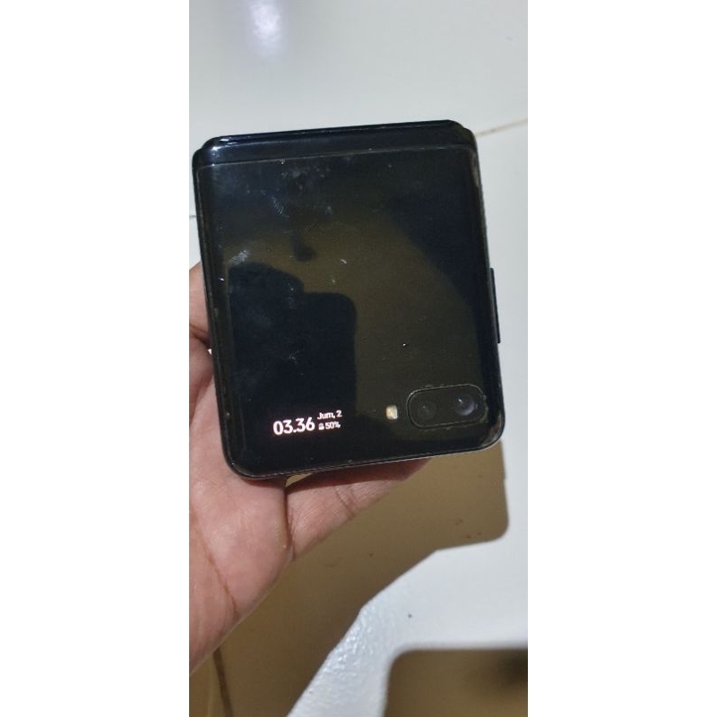 samsung z flip 1 4G mesin hidup normal lcd rusak