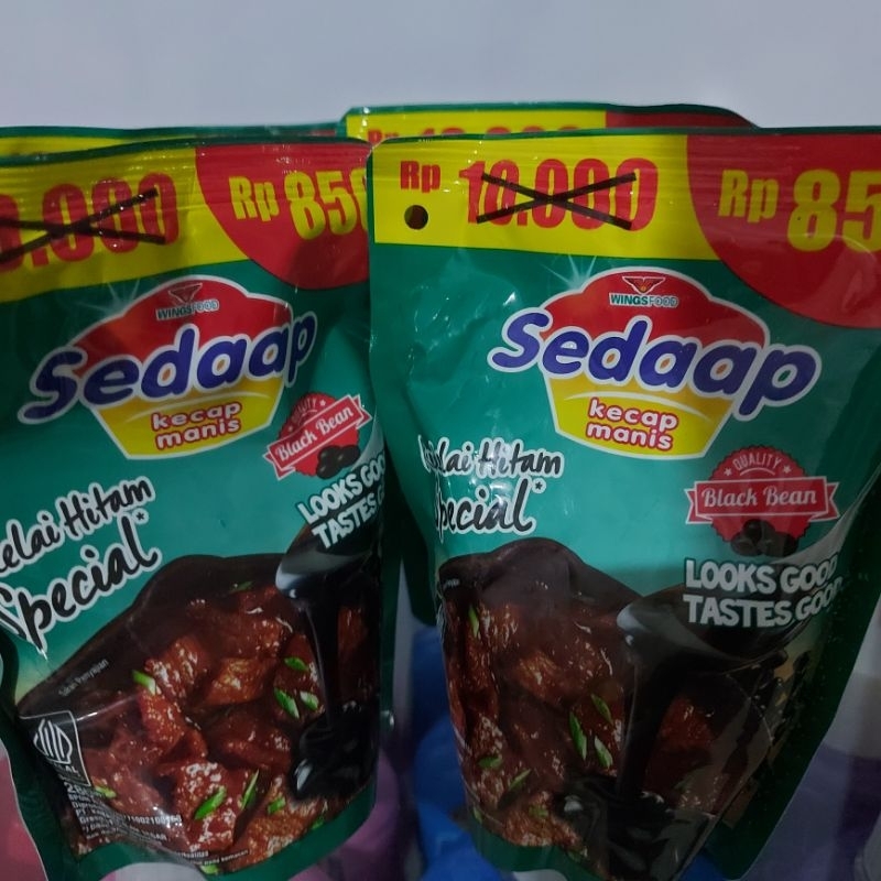 

Kecap Manis Sedaap Sedap Kedelai Hitam Special Kemasan Travel Pack 280gr x 2pcs