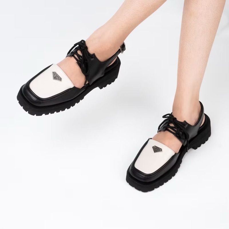 CEKHAS - Nuca Black Cream Shoes Sepatu Wanita