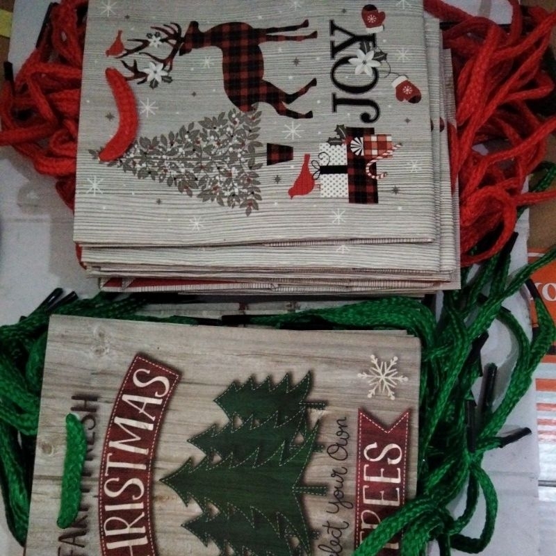 

paper bag 14x11x6 gambar random