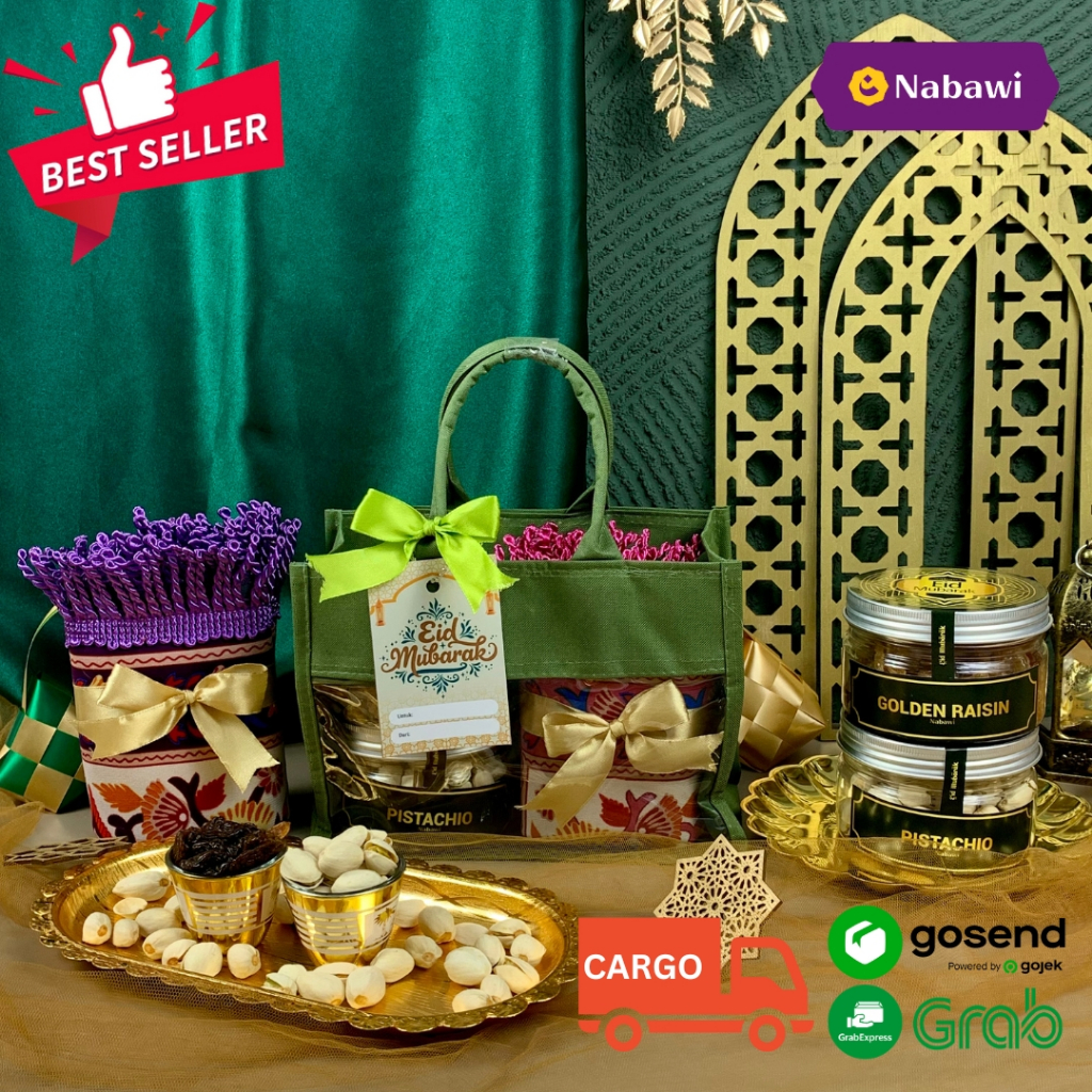

Hampers Raya Set Sajadah Makanan Khas Arab Kacang Fustuk Almond Kismis Coklat Oleh Oleh Haji Umroh