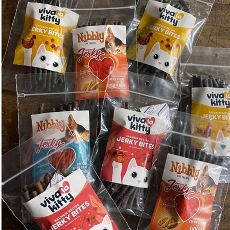 JERKY - Makanan Kucing Camilan Kucing Snack Kucing Stik Ayam Gigitan Penghilang Bau Mulut Kucing Ant