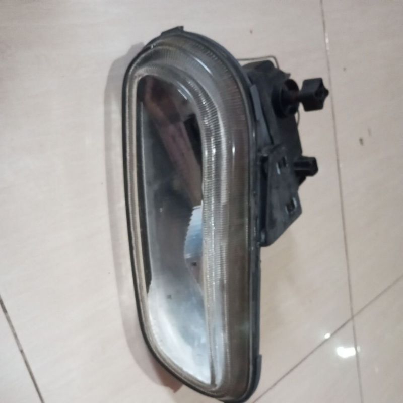 fog lamp Peugeot 406 sebelah kiri orginal