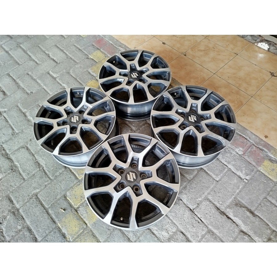 Velg Mobil SUZUKI XL7 Ring 16 H5x114,3 GREY POLISH