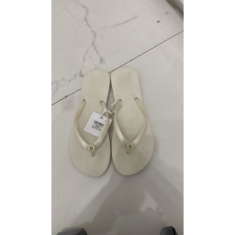 flip flop buttonscarves