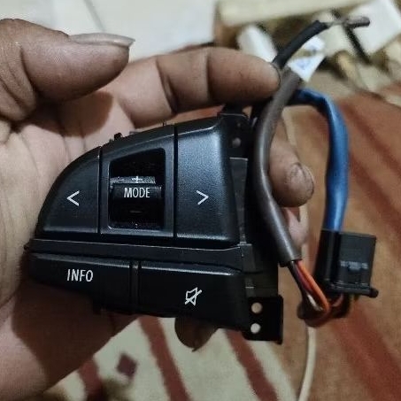 tombol stir Suzuki ignis