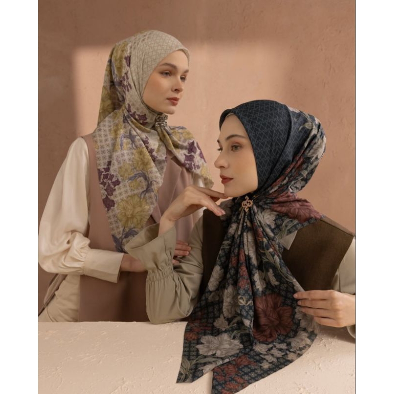 MAUREEN SCARF HL by Heaven Lights