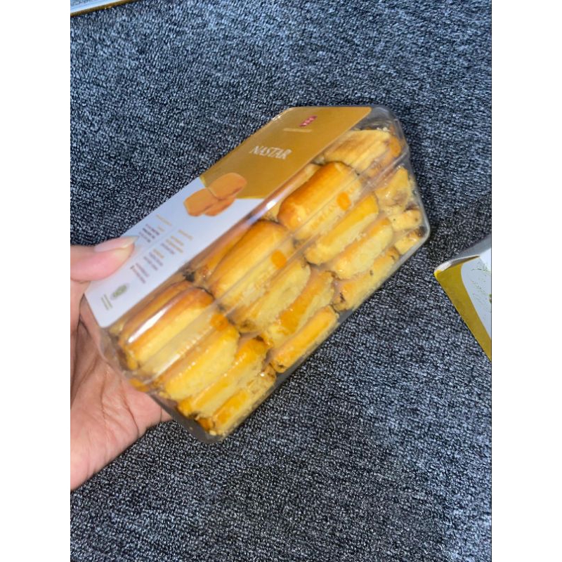 

Nastar Holland Bakery Segi 4 Original Expired Lama
