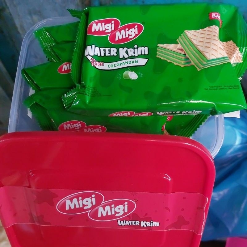 

Migi-migi Wafer Krim Rasa Cocopandan isi 5 Pcs @45 Gram Gratis Container