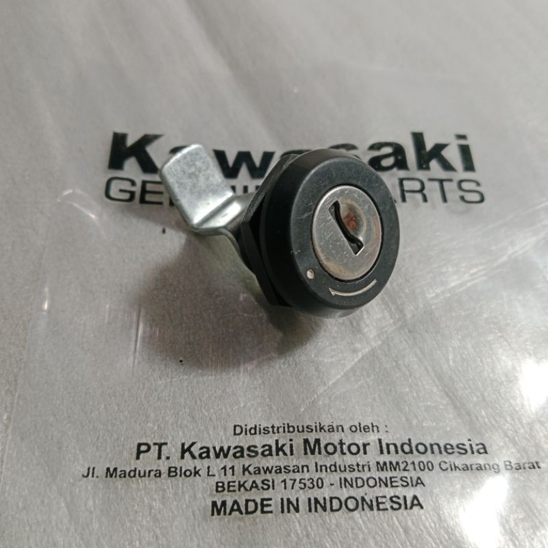 kunci sadel jok kawasaki ninja 250 fi ninja 250 karbu