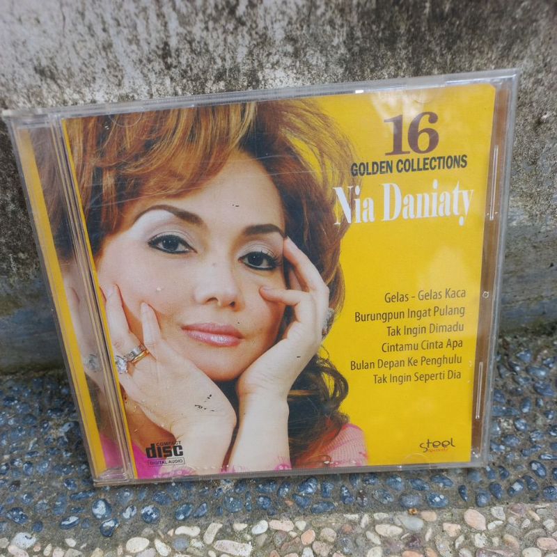 CD NIA DANIATY - 16 GOLDEN COLLECTIONS