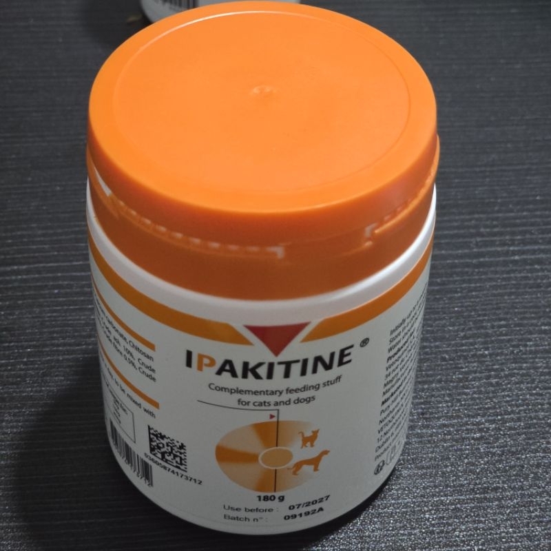 Ipakitine (suplemen ginjal kucing)