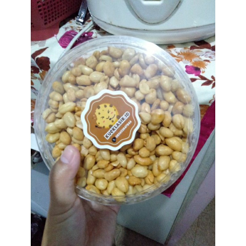 

KacangGorengCemilanKacangsuukKupas