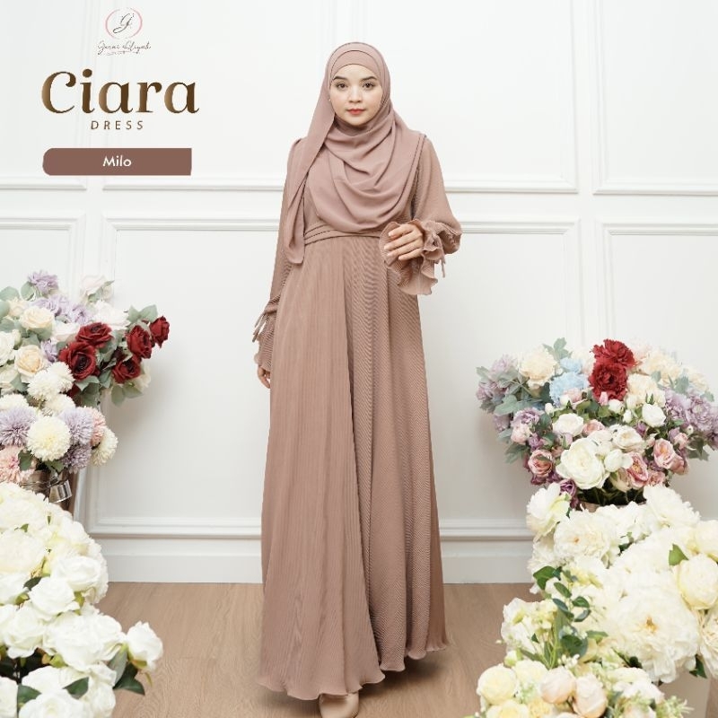 READY  Ciara Dress pleats by GERAI ALIYAH.