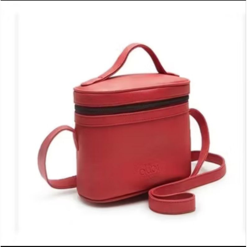 Tas Merah Alibi