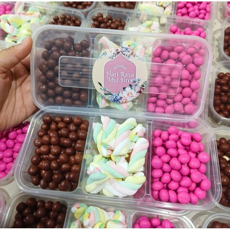 

choco box 3in1 only 25.000