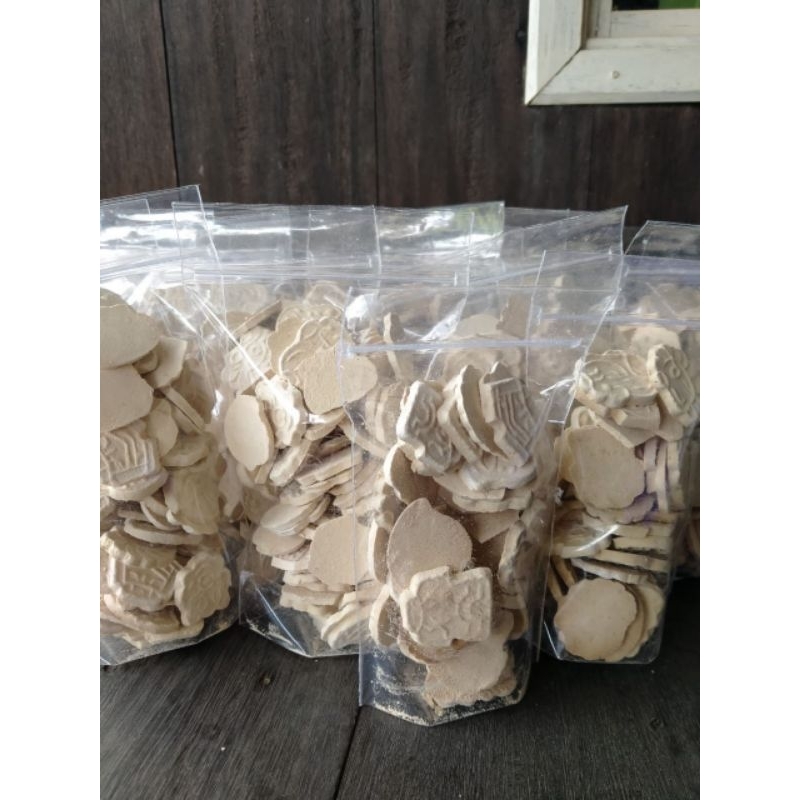 

(Isi 100pcs ) kue kering sagu jadoel manis / kue kering lebaran