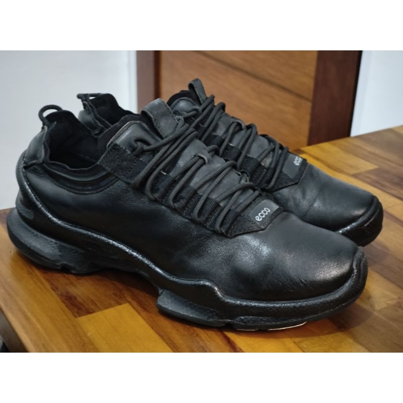 Sepatu ecco biom kulit 43/ 27,5cm second