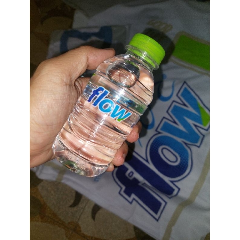 

FLOW Air Mineral Botol 220 ML [Gemoy]