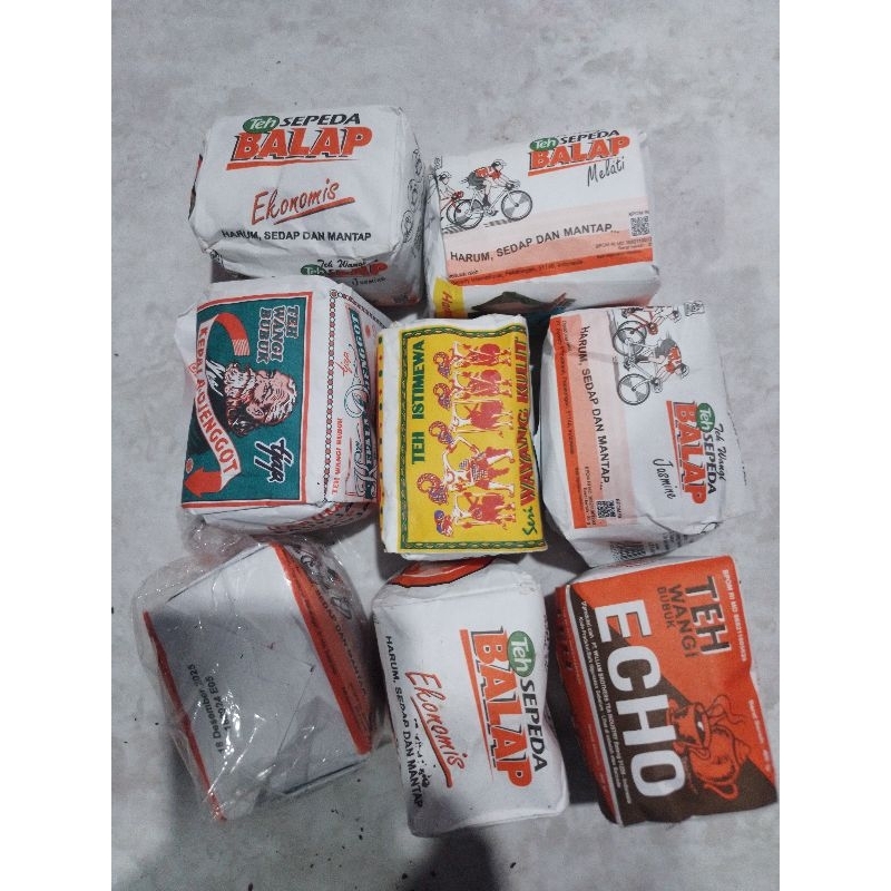 

Teh sisa jualan es teh