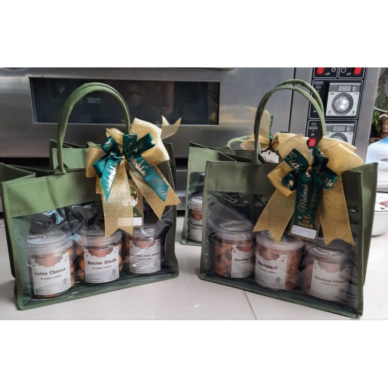 

paket/hampers/premium