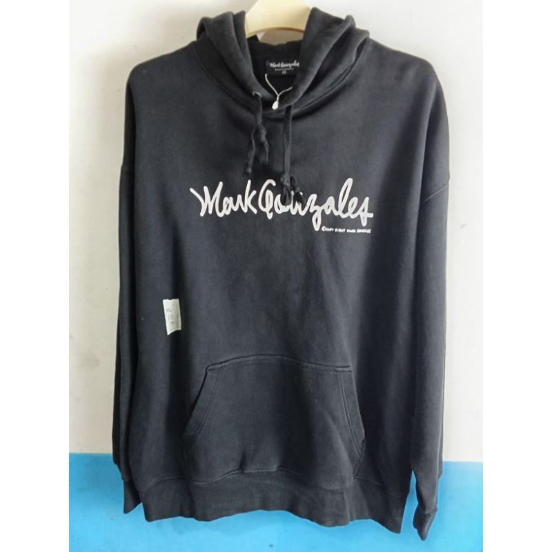 Hoodie Mark Gonzales