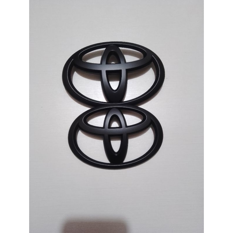 Emblem/logo Toyota Calya depan belakang Ori