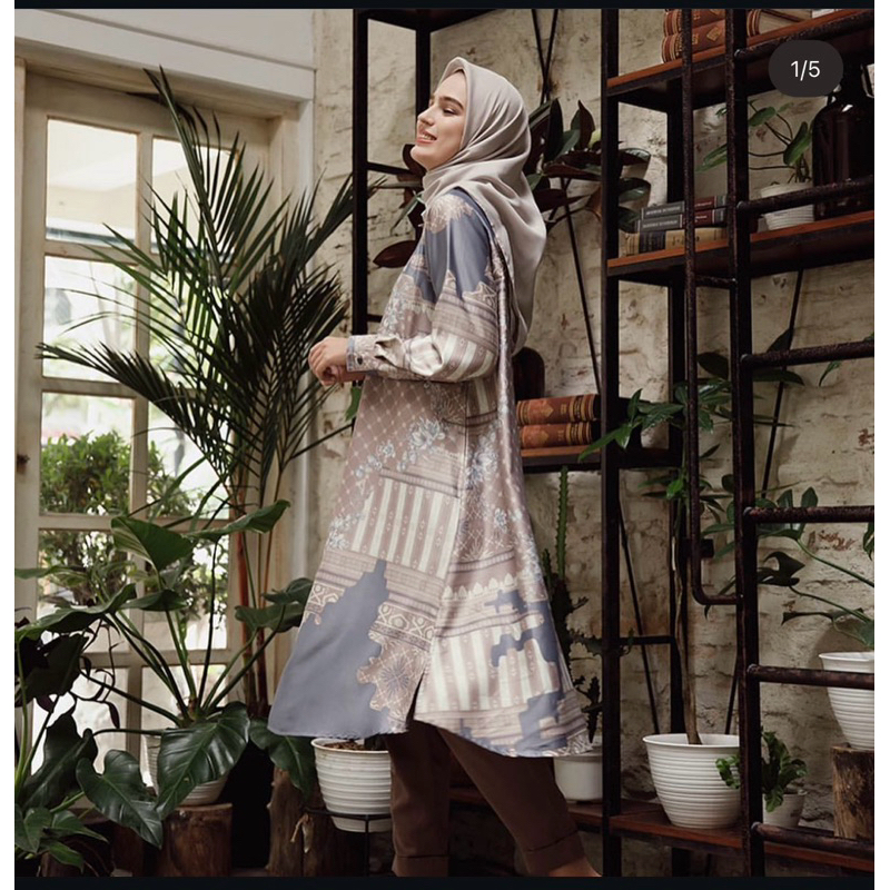 PRELOVED  TUNIC HIJABENKA